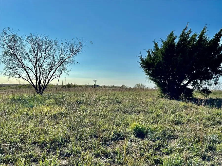 2040 Hidden Bluff Drive, Aledo, TX 76008 - Image #2