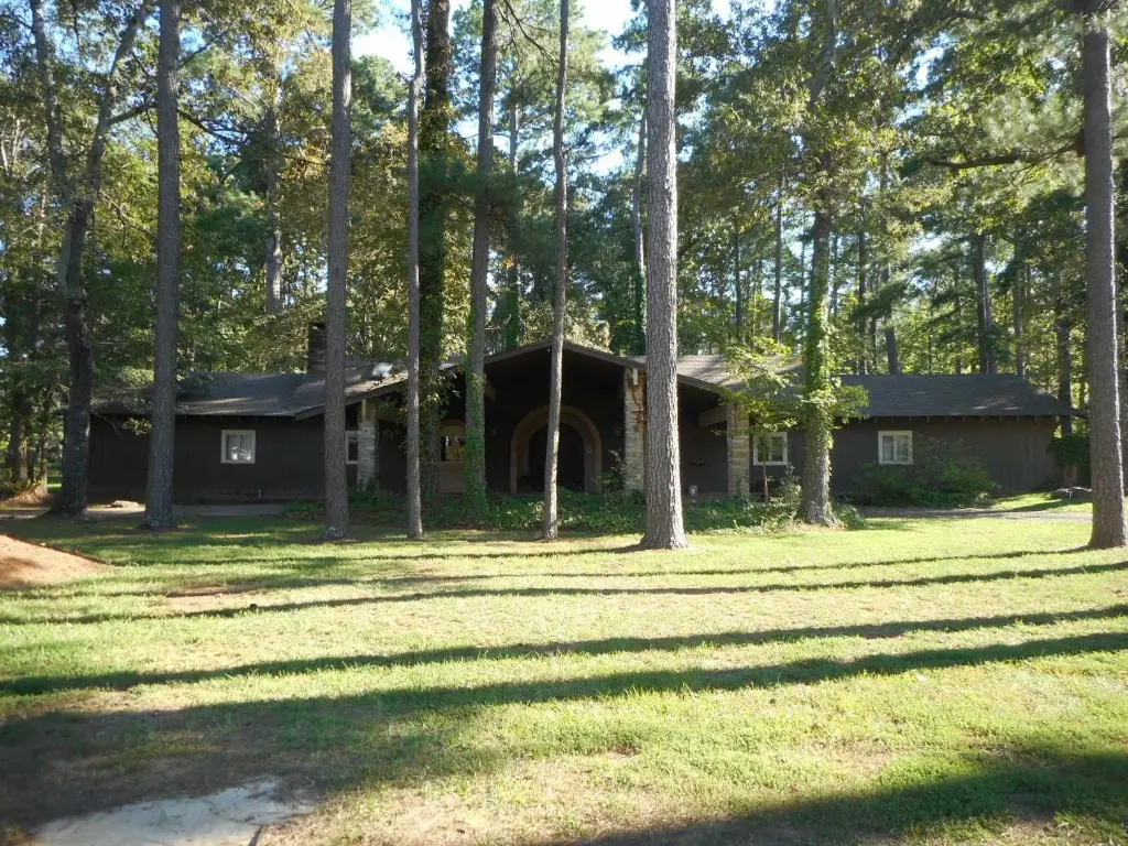 900 Machen Drive, Springhill, LA 71075 - Image #1