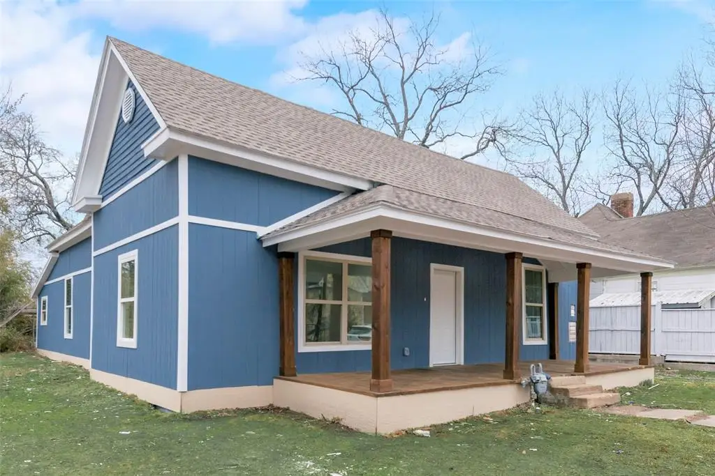 702 W 7th Street, Bonham, TX 75418 - Image #1