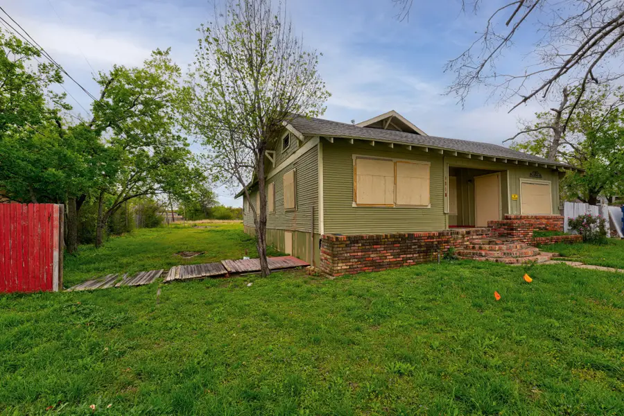 2309 Oakland Boulevard, Fort Worth, TX 76103 - Image #3