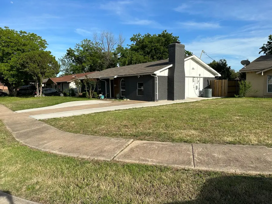 1013 Las Flores Court, Grand Prairie, TX 75052 - Image #3