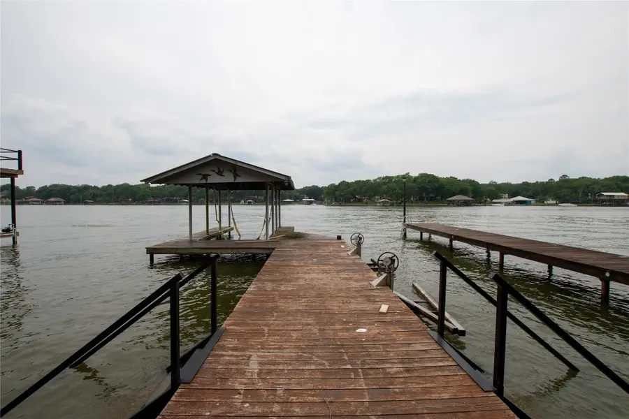 198 Thunderbird Drive, Mabank, TX 75156 - Image #3