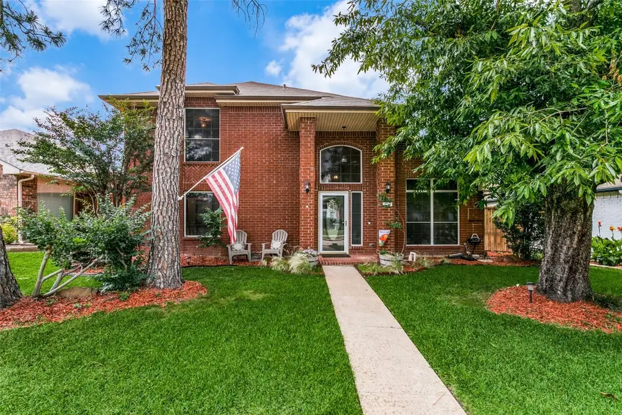 824 Stone Trail Drive, Flower Mound, TX 75028 - Image #3