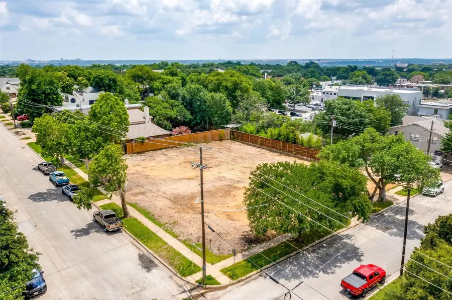 4933 Bryce Avenue, Fort Worth, TX 76107 - Image #3