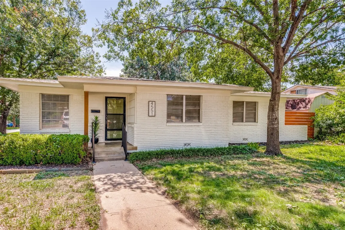 4551 Cockrell Avenue, Fort Worth, TX 76133 - #1