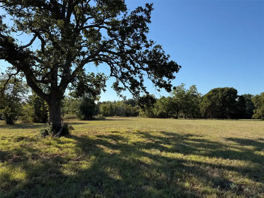 2102 County Road 2610, Bonham, TX 75418 - Image #2