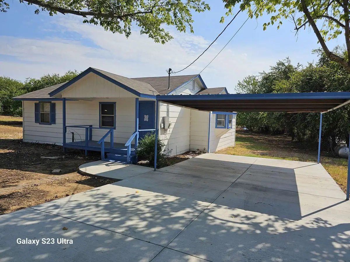 307 W Hickory Lane, Weatherford, TX 76086 - Image #1