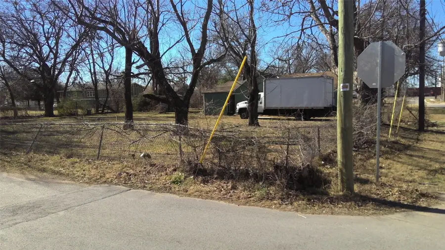 7817 Hull Avenue, Dallas, TX 75216 - Image #2