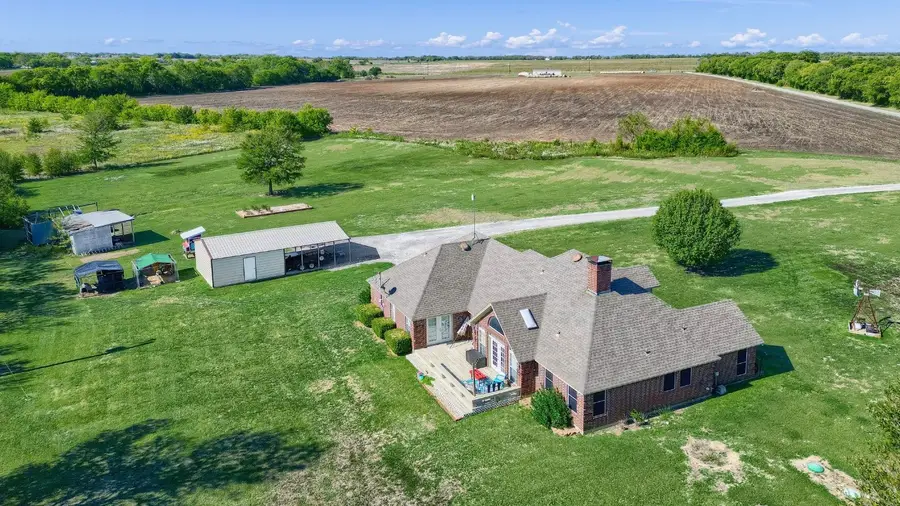 688 Harris Road, Gunter, TX 75058 - Image #3