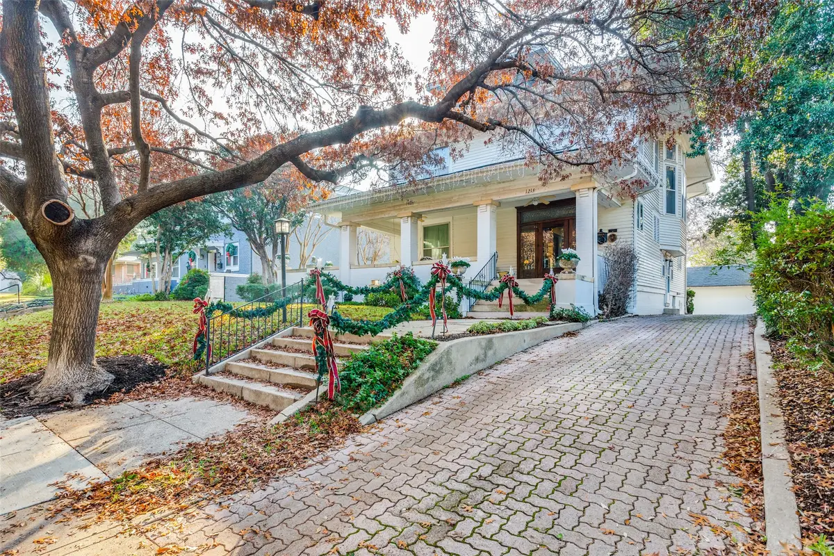 1215 Elizabeth Boulevard, Fort Worth, TX 76110 - Image #1