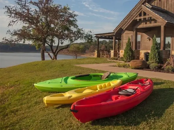 272 Roaring Fork Circle, Gordonville, TX 76245