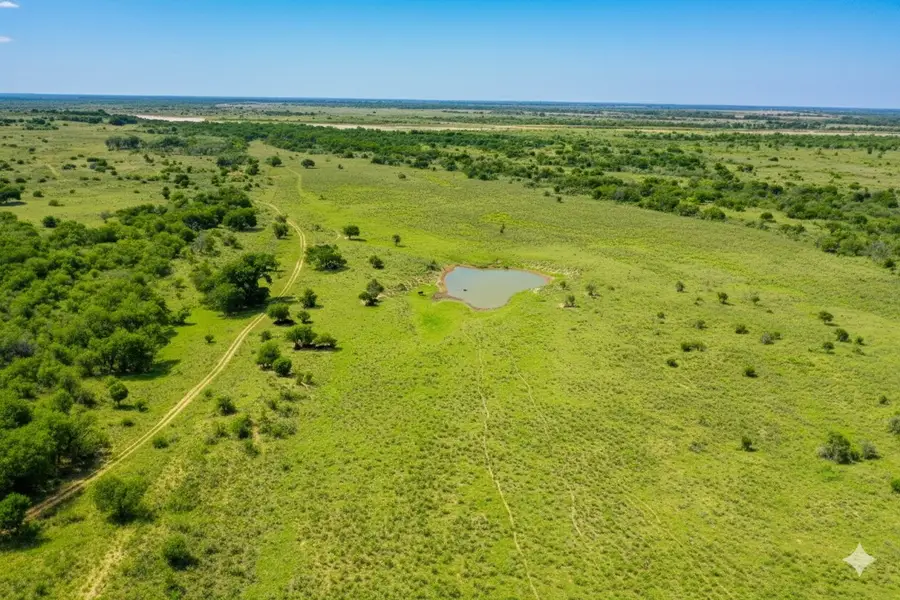 10157 N Cr 129, Harrold, TX 76364 - Image #3