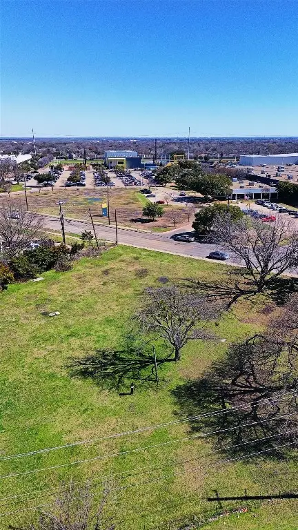 2105 Crist Road, Garland, TX 75040 - Image #3