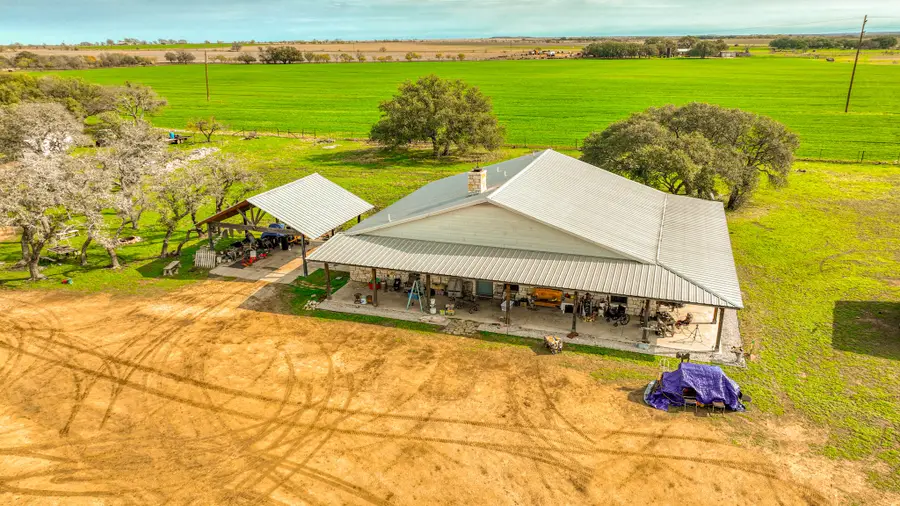 2975 N Fm 1702, Hamilton, TX 76531 - Image #3