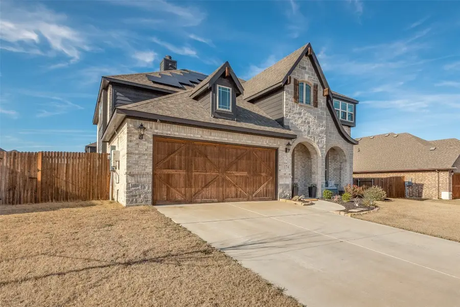 174 Half Moon Drive, Waxahachie, TX 75165 - Image #2
