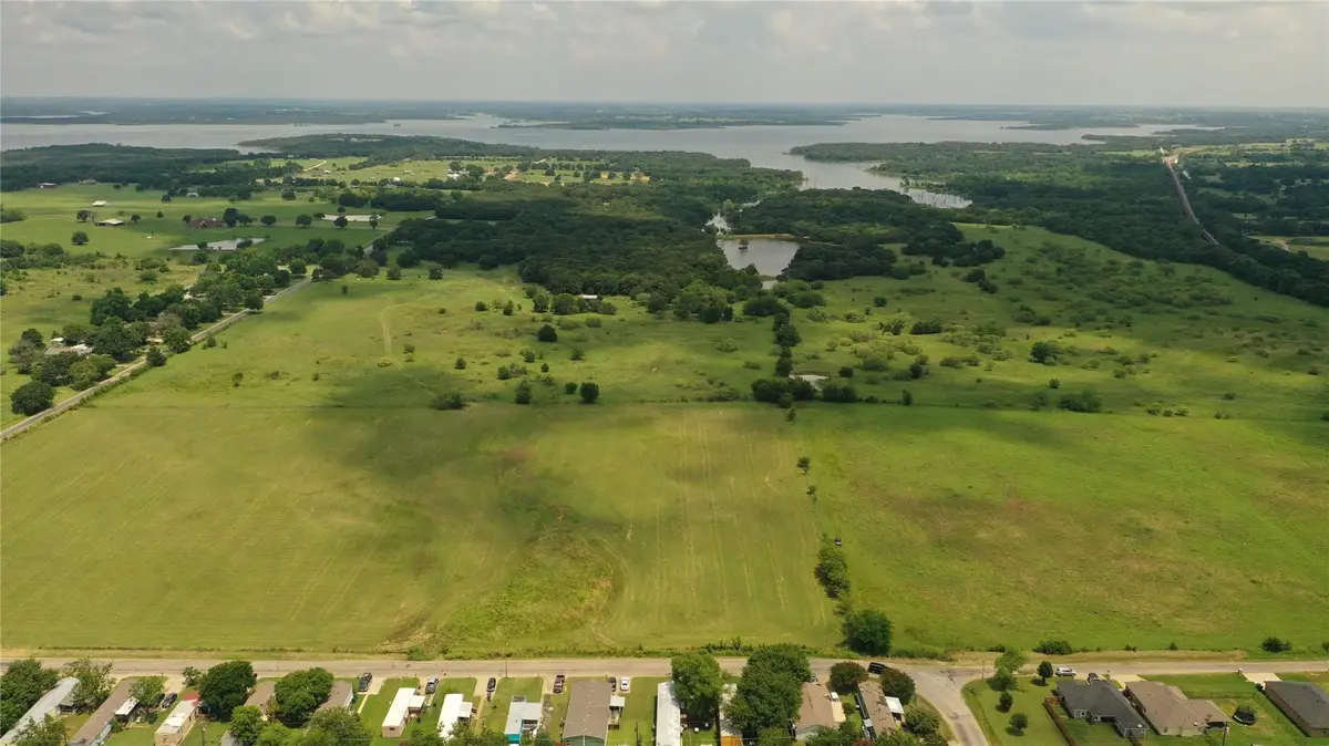 001 Holford, Pilot Point, TX 76258 - Image #1