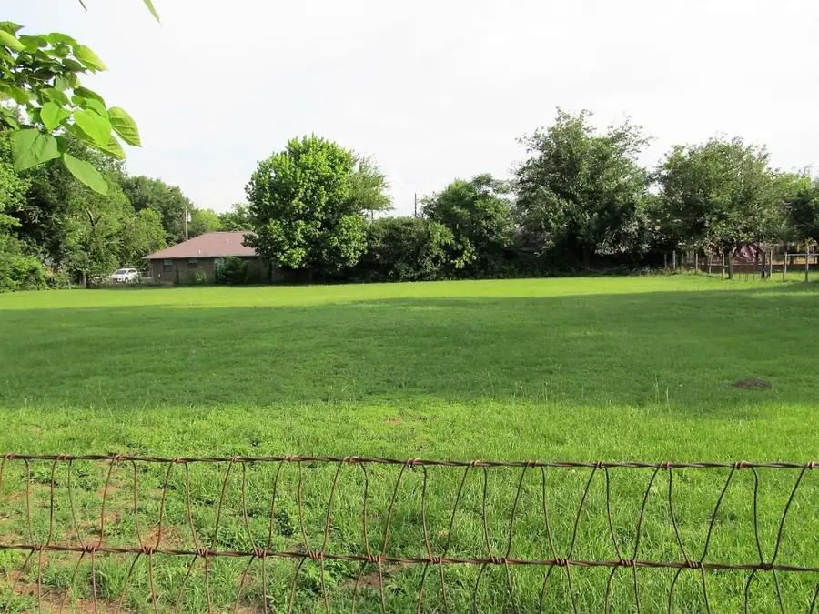 TBD E Stone Street, Collinsville, TX 76233 - Image #3