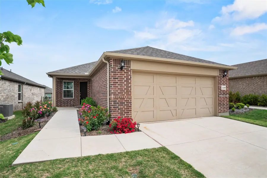 1239 Bright Stars Drive, Aubrey, TX 76227 - Image #3
