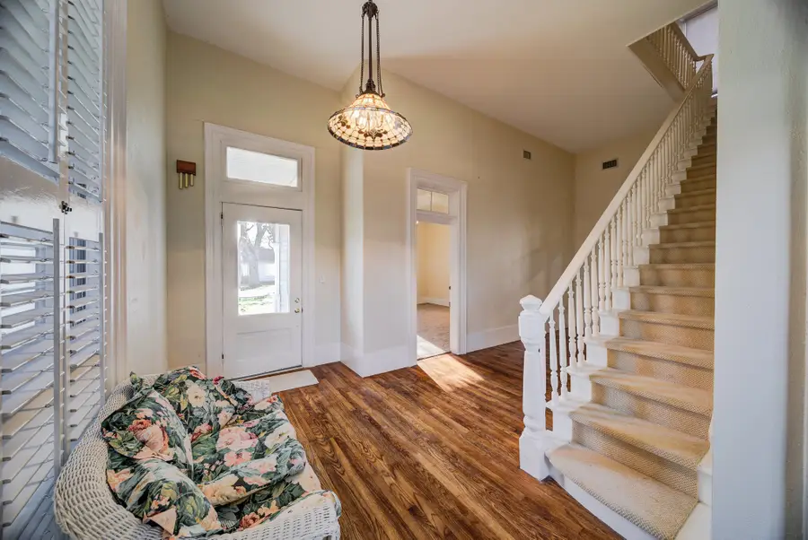 400 S Washington Street, Pilot Point, TX 76258 - Image #3