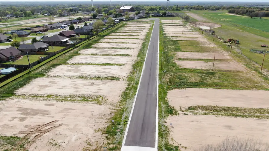 LOT 14 BLK 3 Sienna Drive, Alvord, TX 76225 - Image #2