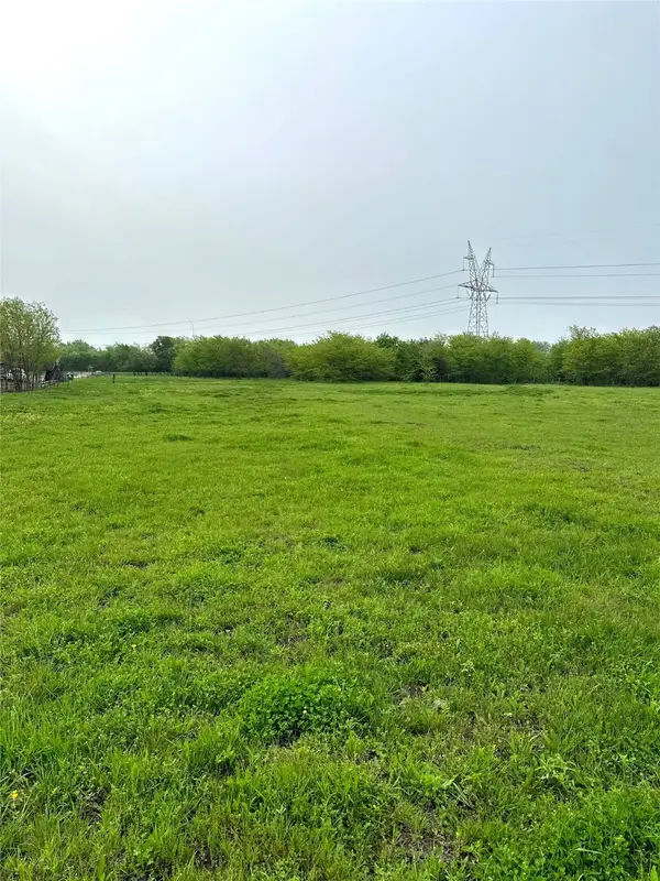 4028 Dove Street, Greenville, TX 75401