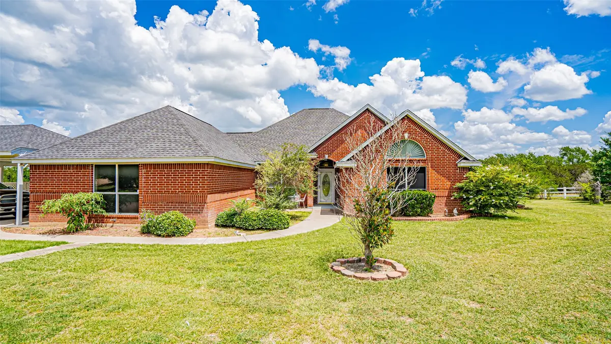 8816 Cleburne Highway, Granbury, TX 76049 - Image #1