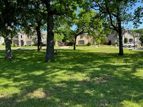 2910 Zinfandel Lane, Arlington, TX 76001 - Image #1