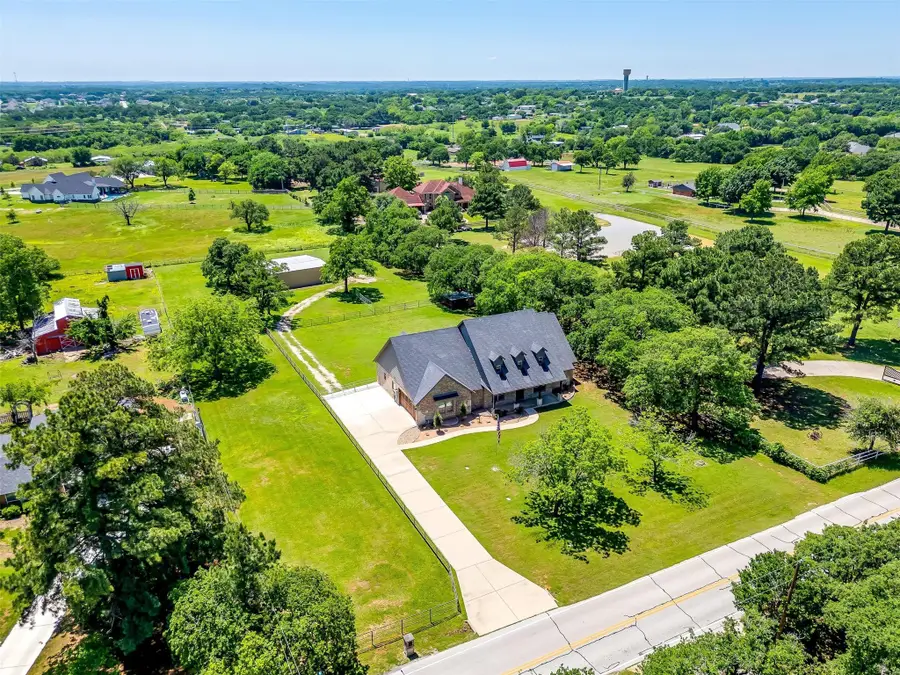 5810 Hopper Road, Burleson, TX 76028 - Image #3