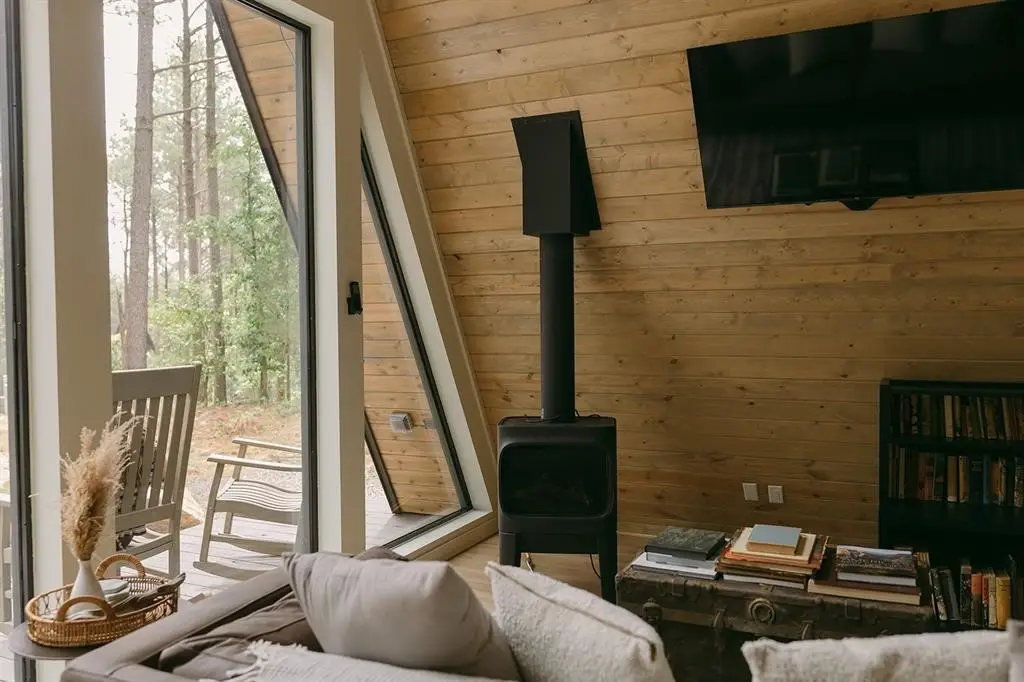 331 N Triton Trail, Broken Bow, OK 74728 - Image #1