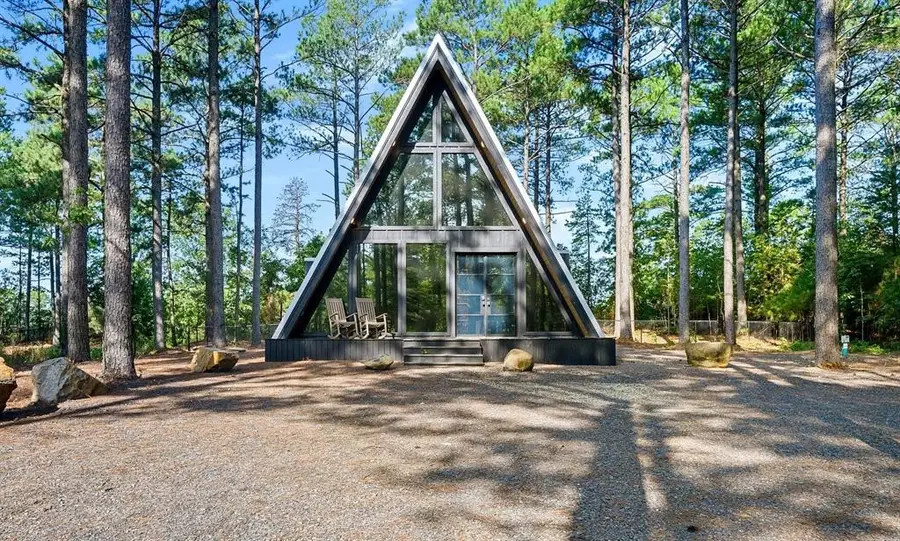 331 N Triton Trail, Broken Bow, OK 74728 - Image #2