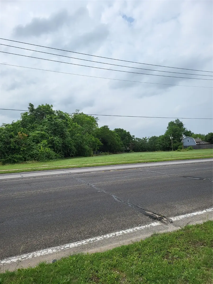 3527 E Belknap Street, Fort Worth, TX 76111 - Image #3