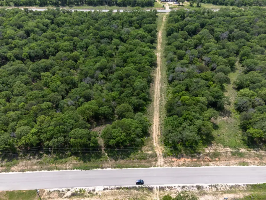 3018 Flippin Street, Tolar, TX 76476 - Image #2