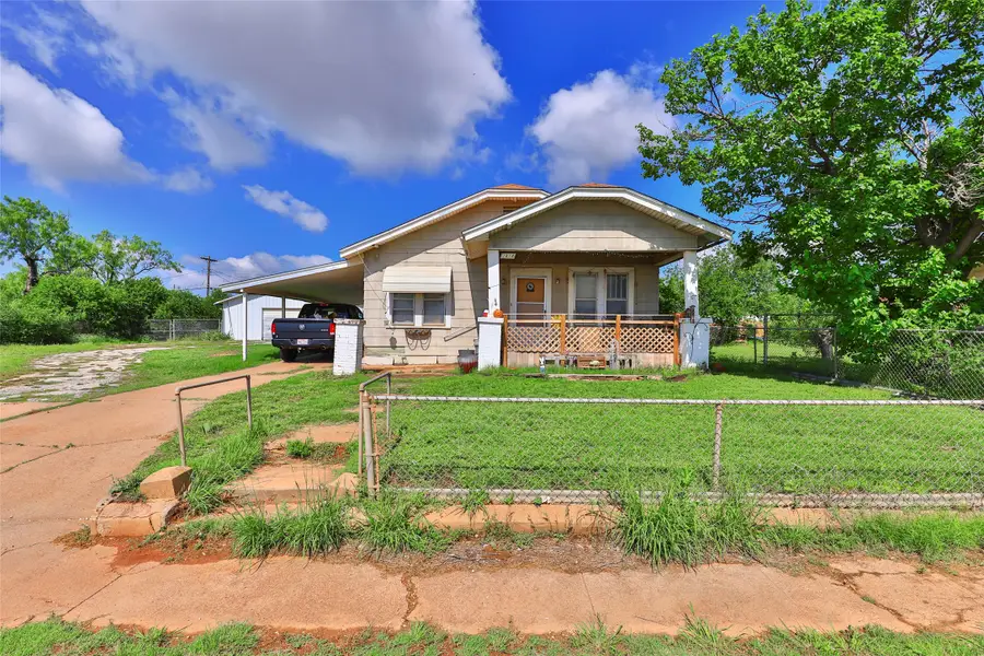 1814 Commercial Avenue, Anson, TX 79501 - Image #2