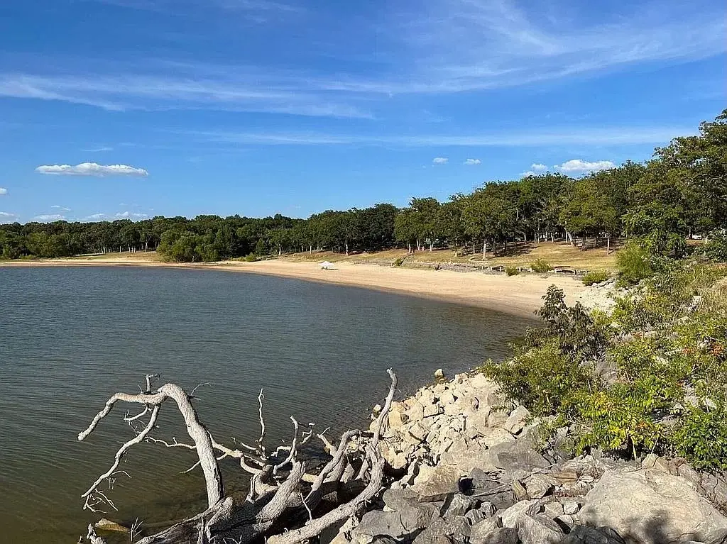 38 Oakwood Drive, Cartwright, OK 74731 - Image #1