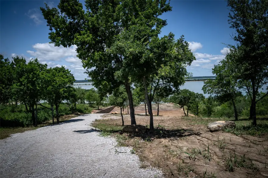 240 Lake House Drive, Bridgeport, TX 76426 - Image #3