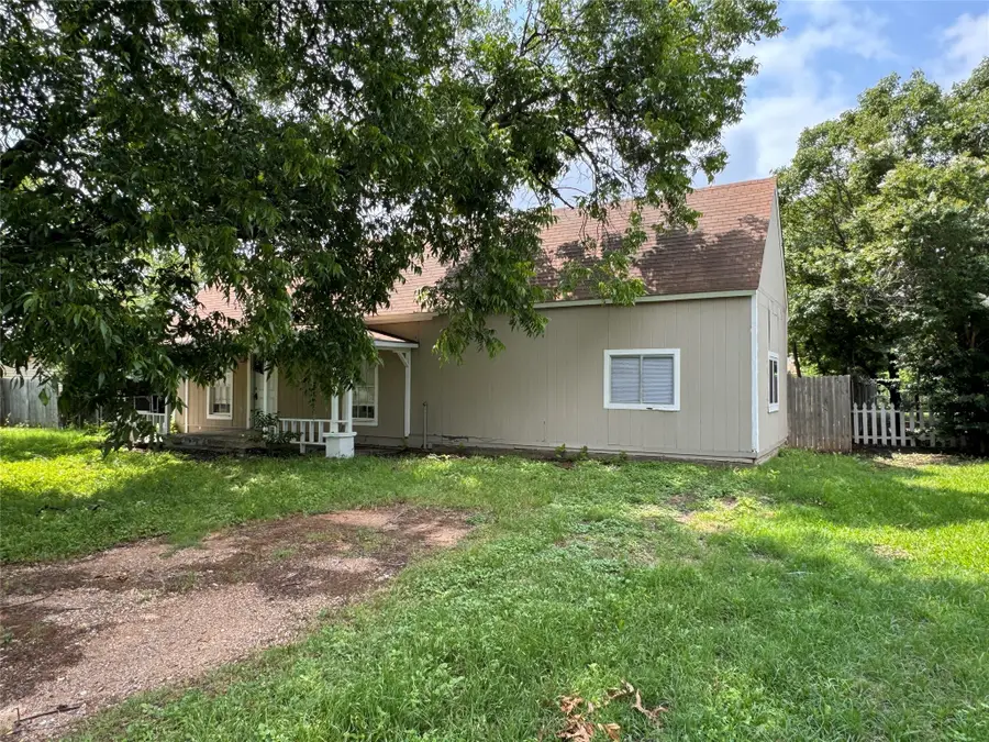 603 W Bloodworth Street, Olney, TX 76374 - Image #3