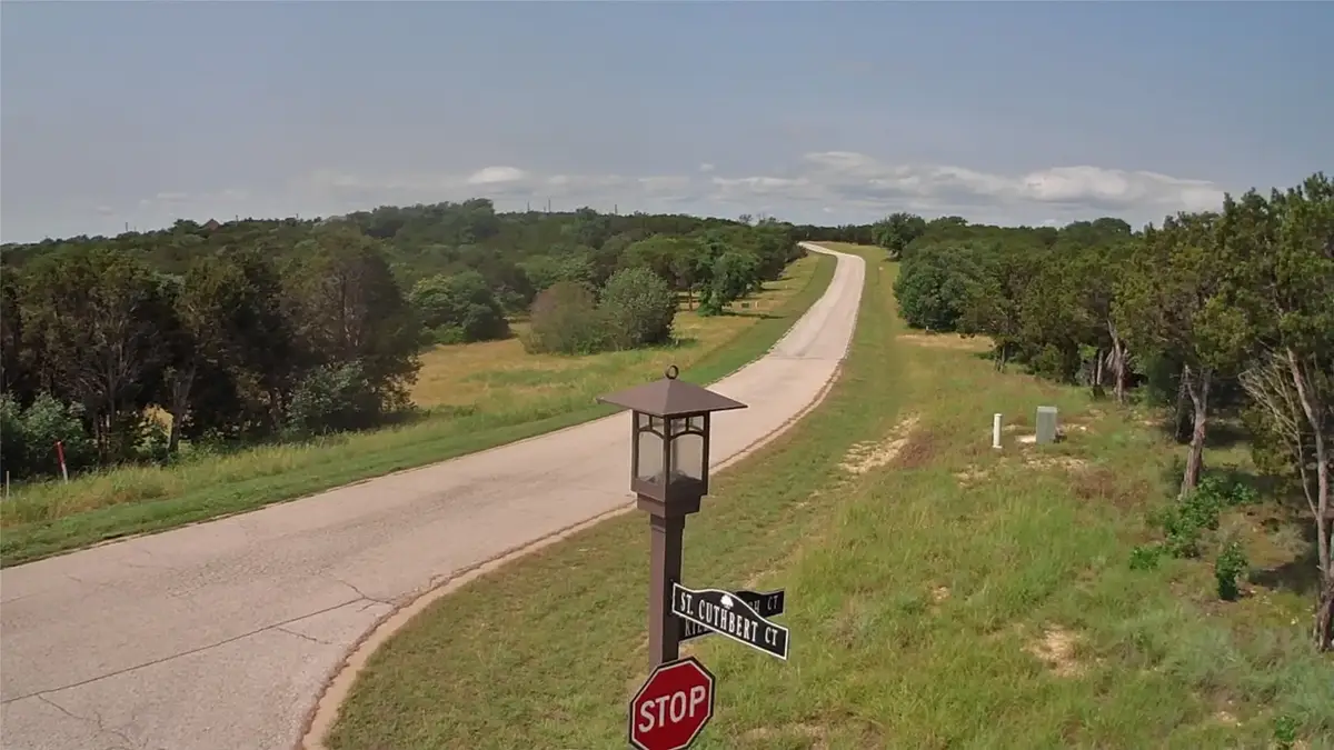 6005 Killmarnoch Drive, Cleburne, TX 76033 - Image #1