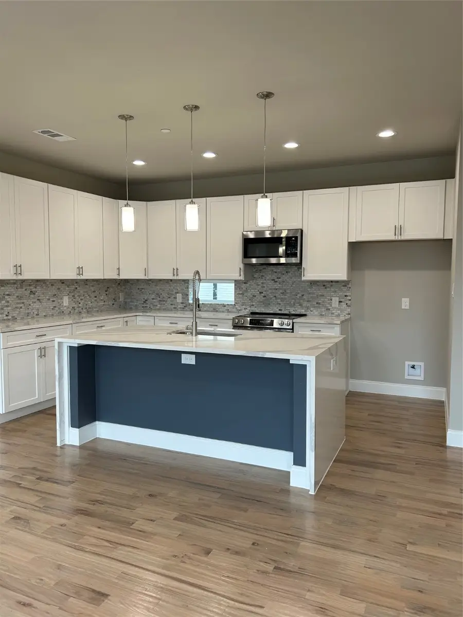 4401 Cabell Drive #103, Dallas, TX 75204 - Image #3