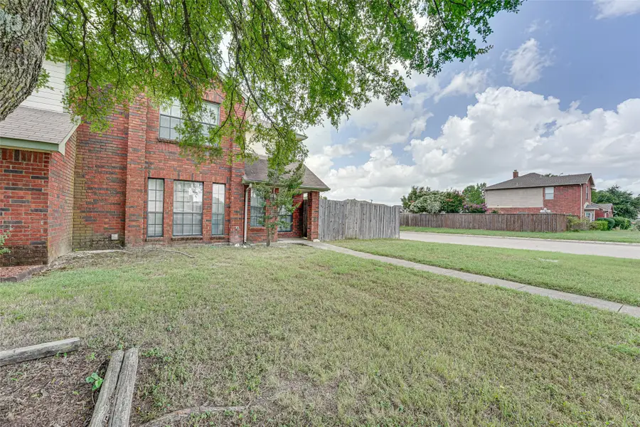 470 Chestnut Lane, Desoto, TX 75115 - #2