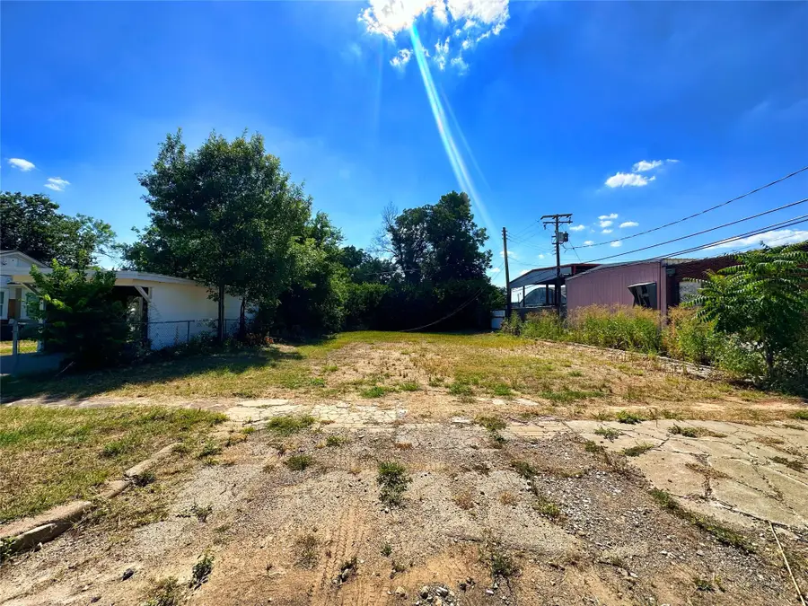 506 Tennessee Street, Graham, TX 76450 - Image #3