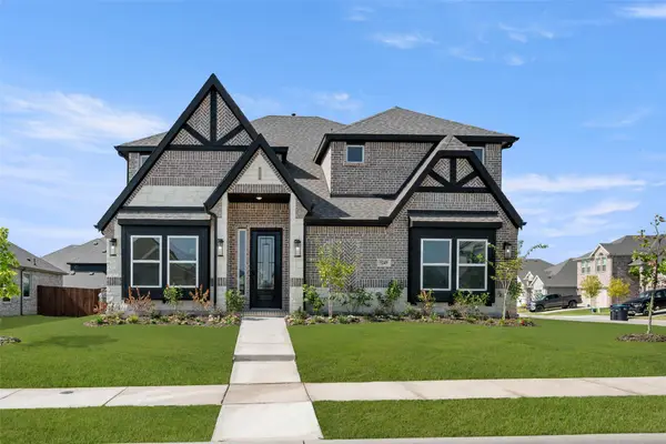 5249 Deep Creek Drive, Fort Worth, TX 76179