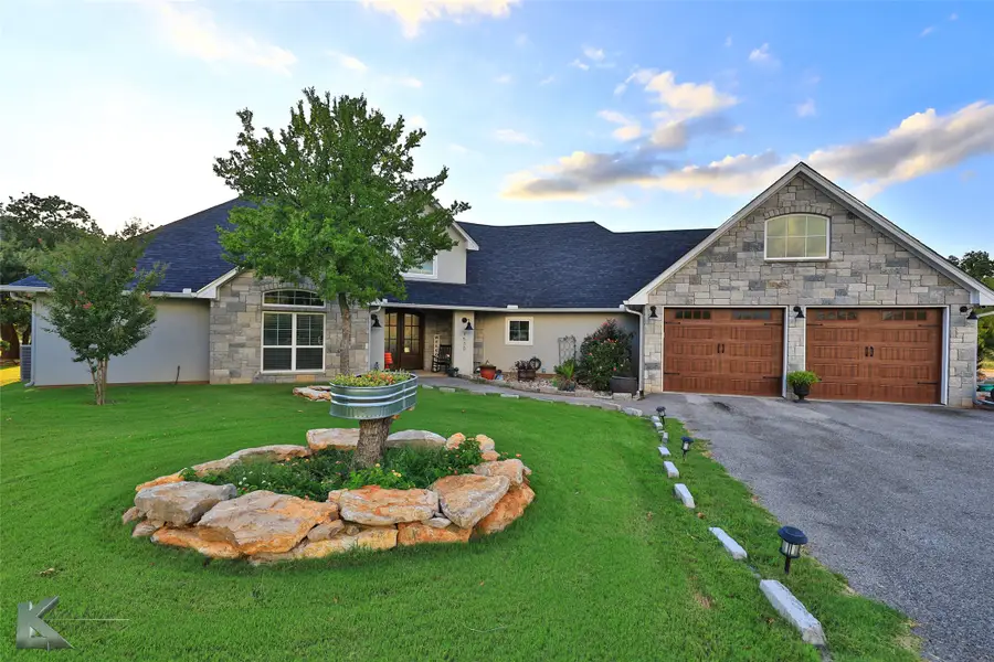 7530 Safe Harbor Dr, Brownwood, TX 76801 - Image #2