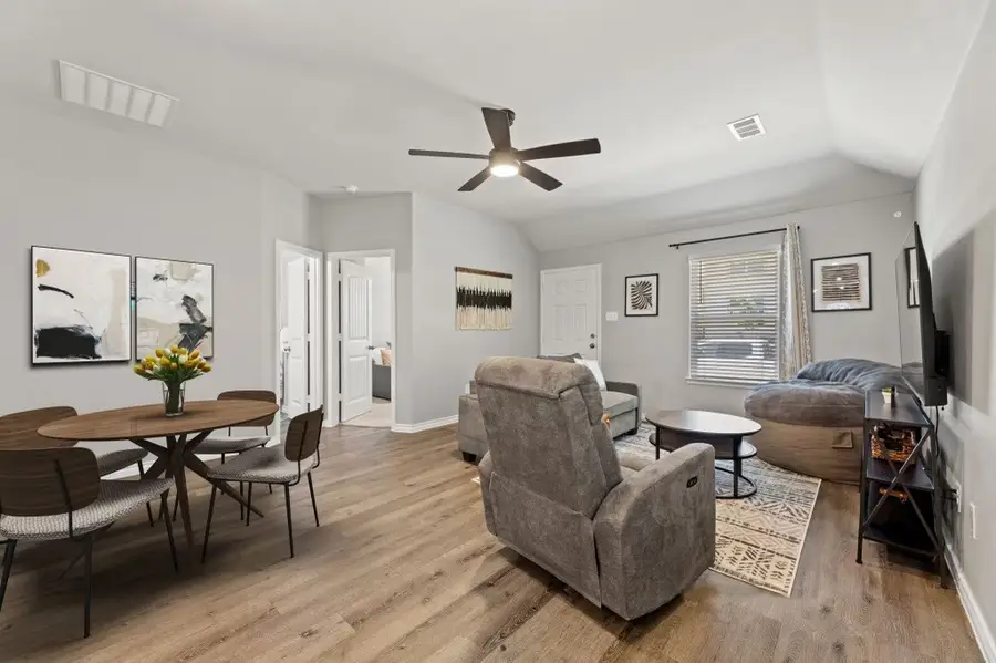 5521 Willamette Drive, Fort Worth, TX 76119 - Image #3