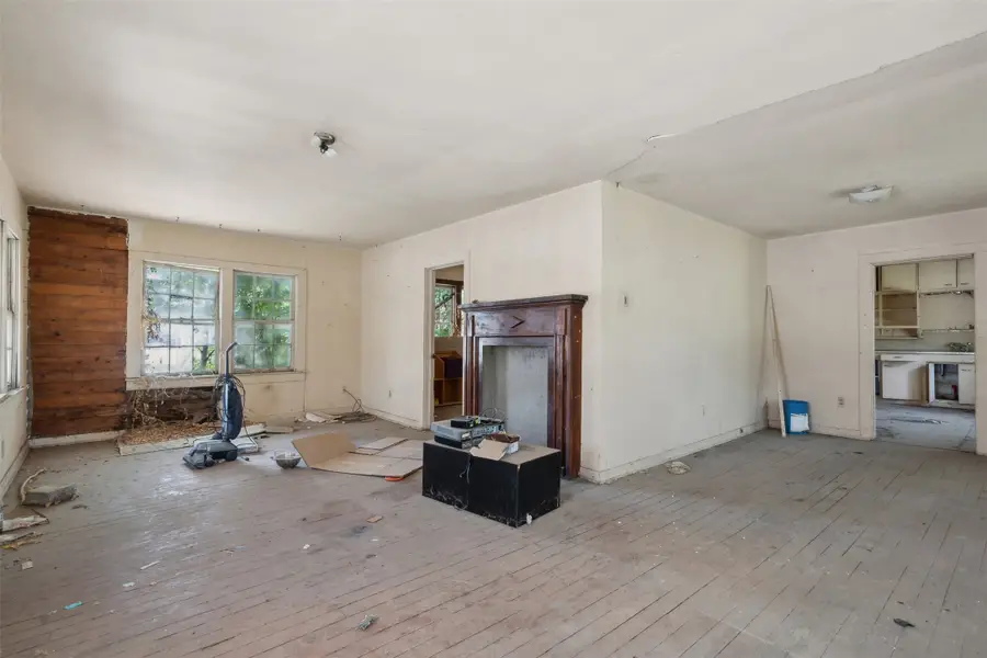 304 N Seaman Street, Eastland, TX 76448 - Image #2