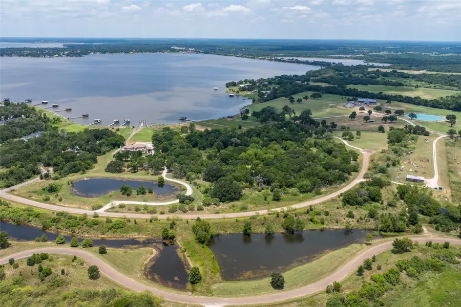 105 Sun Valley, Mabank, TX 75147 - Image #2