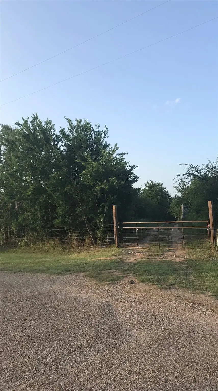 8362 Woodruff Circle, Kemp, TX 75143 - Image #2