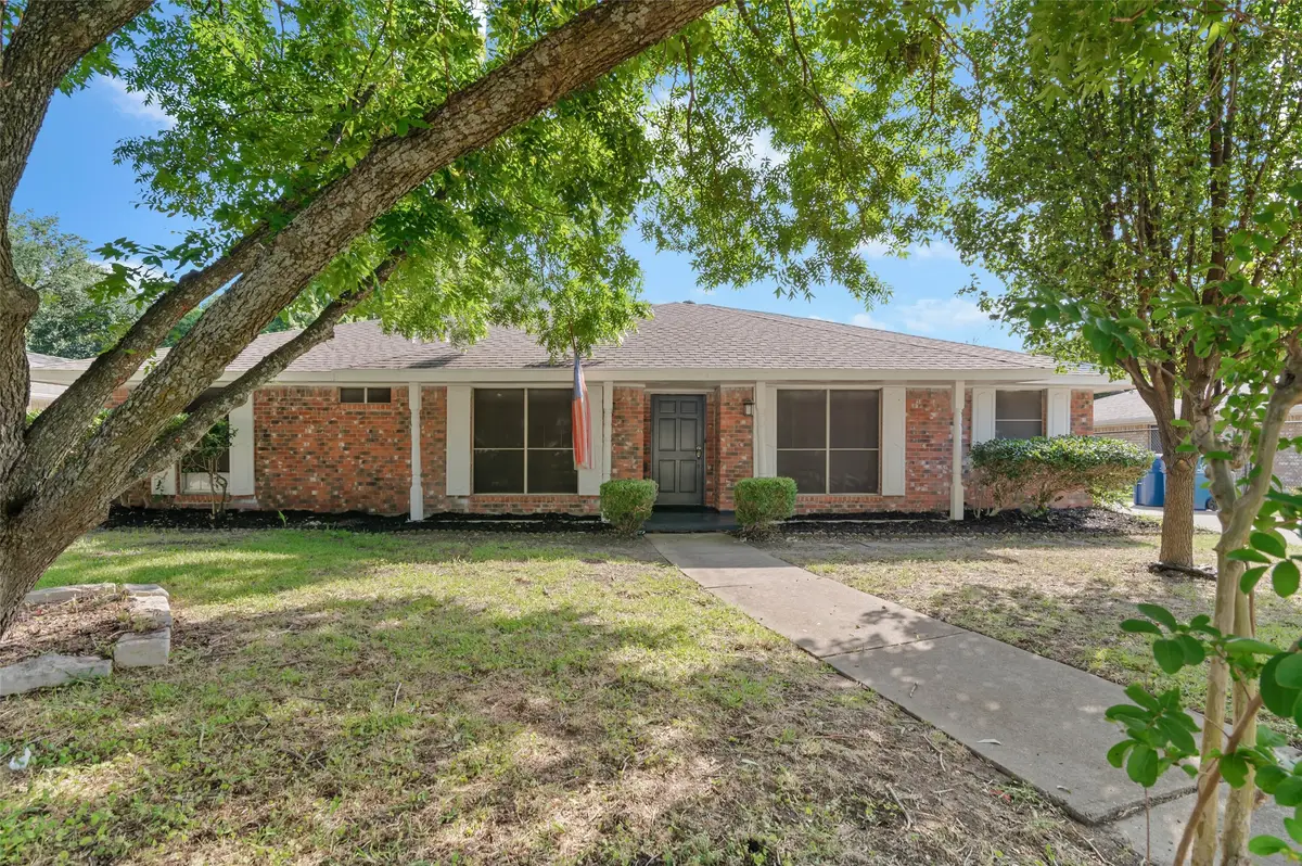 931 Westlake Drive, Desoto, TX 75115 - Image #1