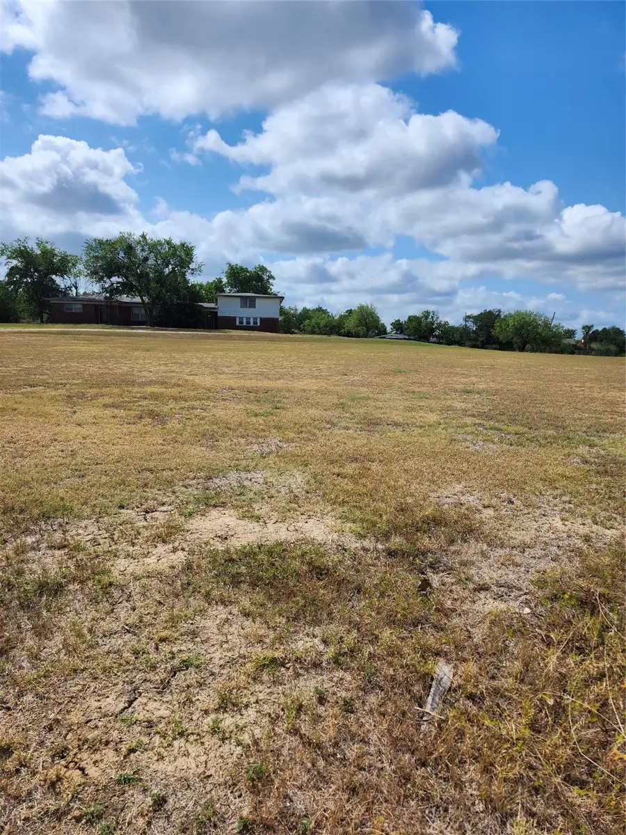 1115 W Belknap, Jacksboro, TX 76458 - Image #3