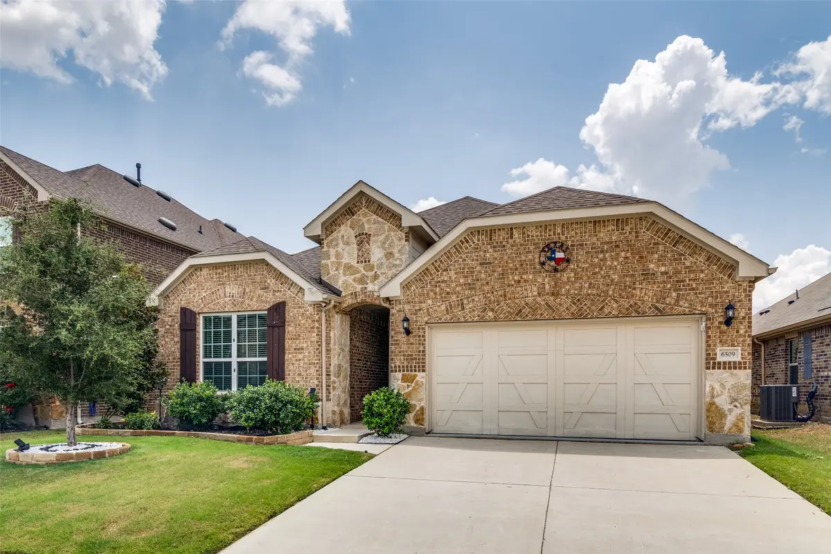 6509 Roaring Creek, Justin Roanoke, TX 76226 - Image #1