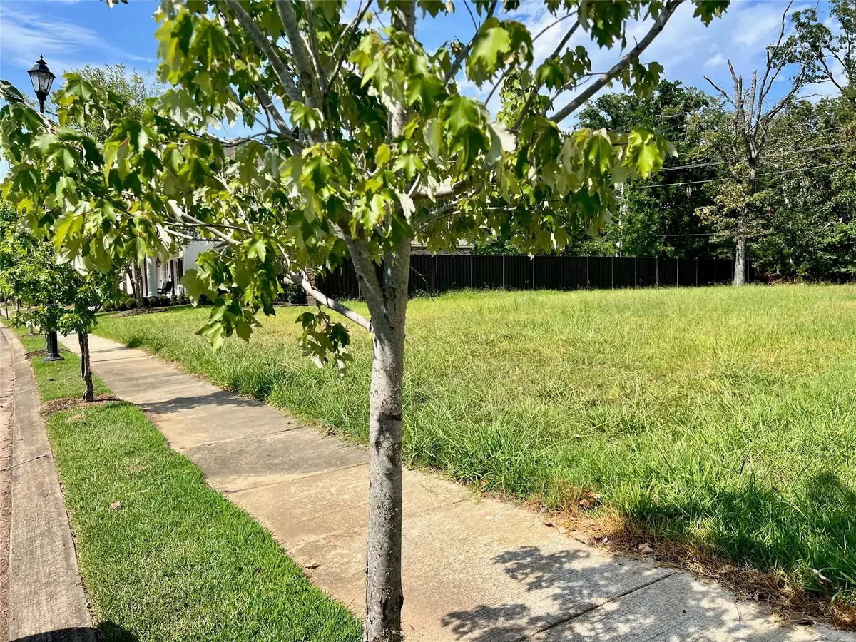 1031 Winterberry Lane #1-B4, Shreveport, LA 71106 - Image #1